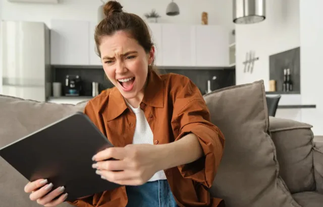 Why Does My Tablet Keep Freezing? 13 Reasons & Easy Fixes – CHESONA
